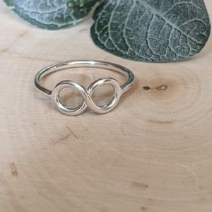 925 Sterling Silver Infinity Ring Size 6 Women's Jewelry